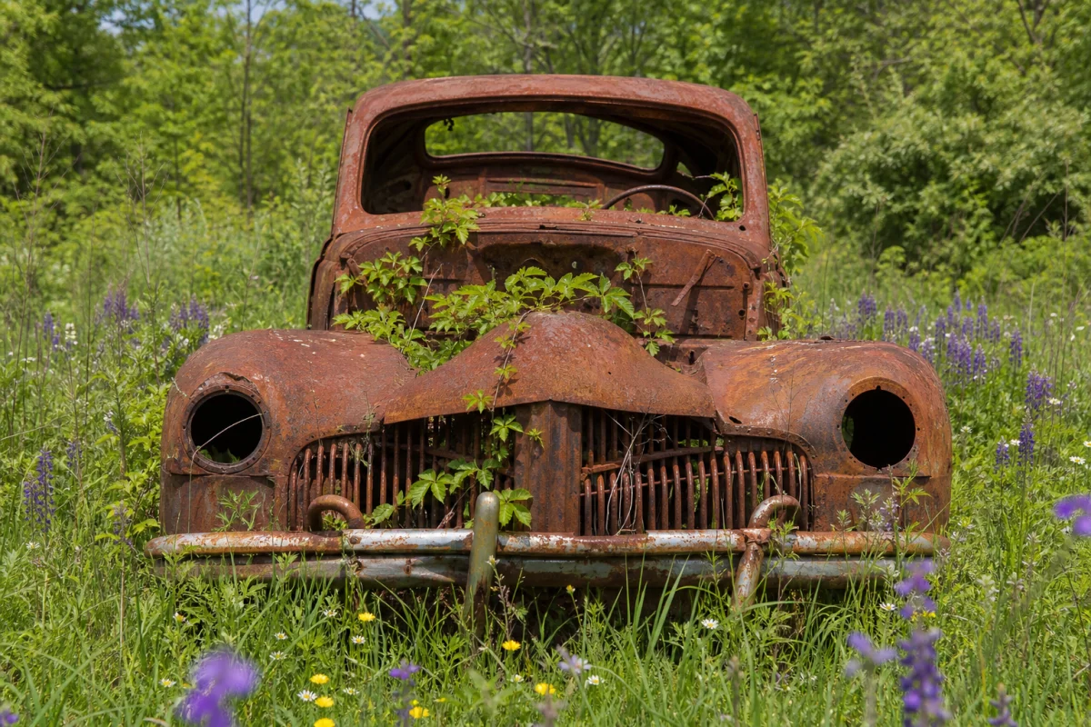 épaves automobiles